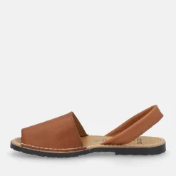 DOREA MINORCHINE | Donna Sandali