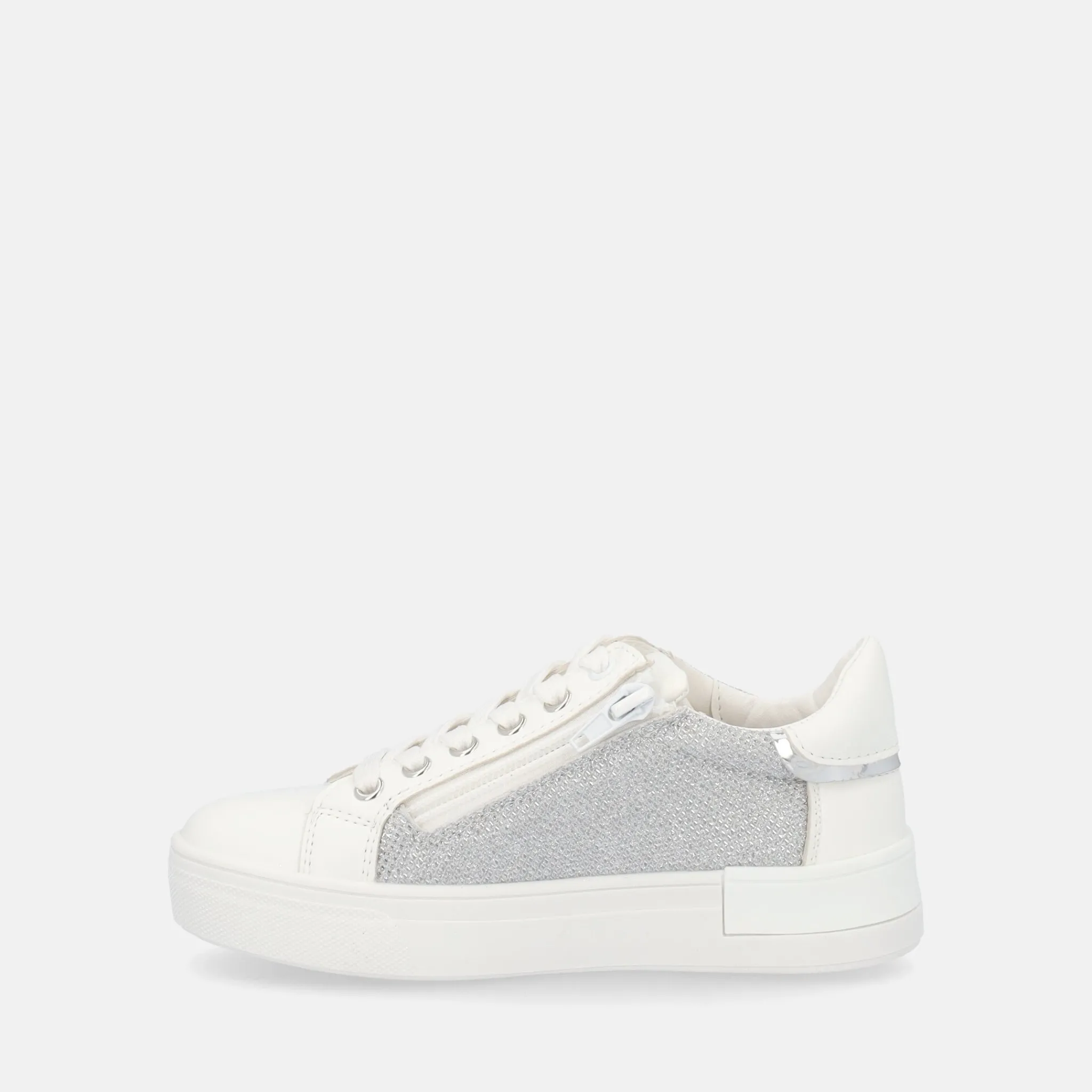 LOVE DETAILS Sneakers | Sneakers