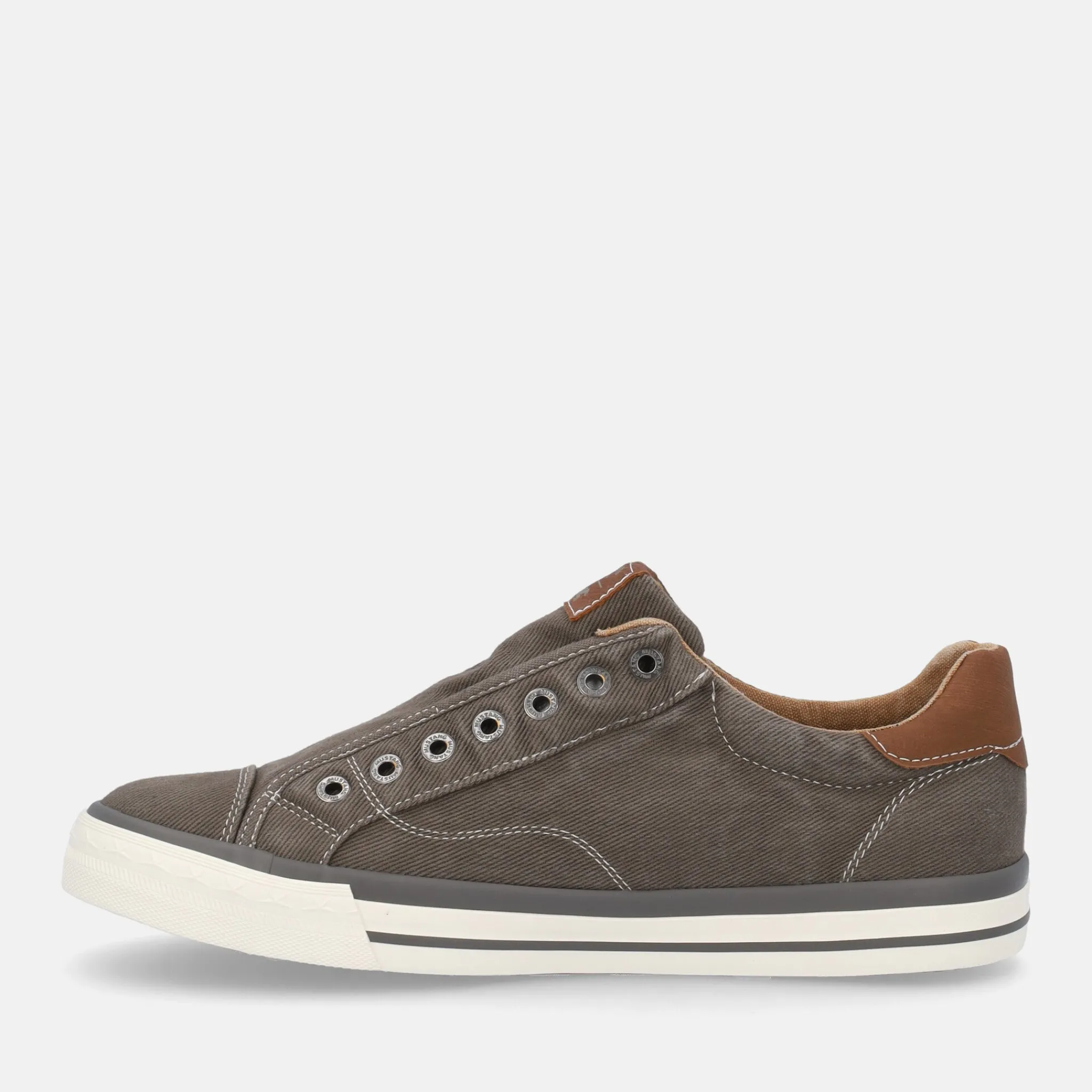 MUSTANG SNEAKERS NO LACCI | Uomo Sneakers