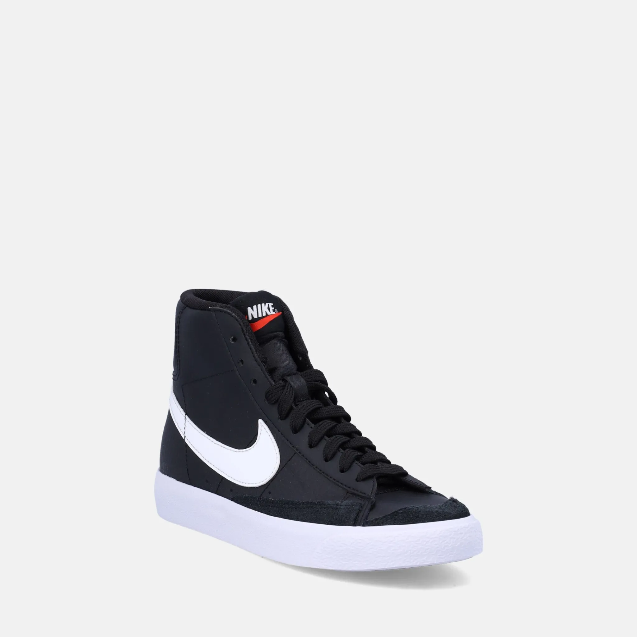 NIKE BLAZER MID 77 | Sneakers