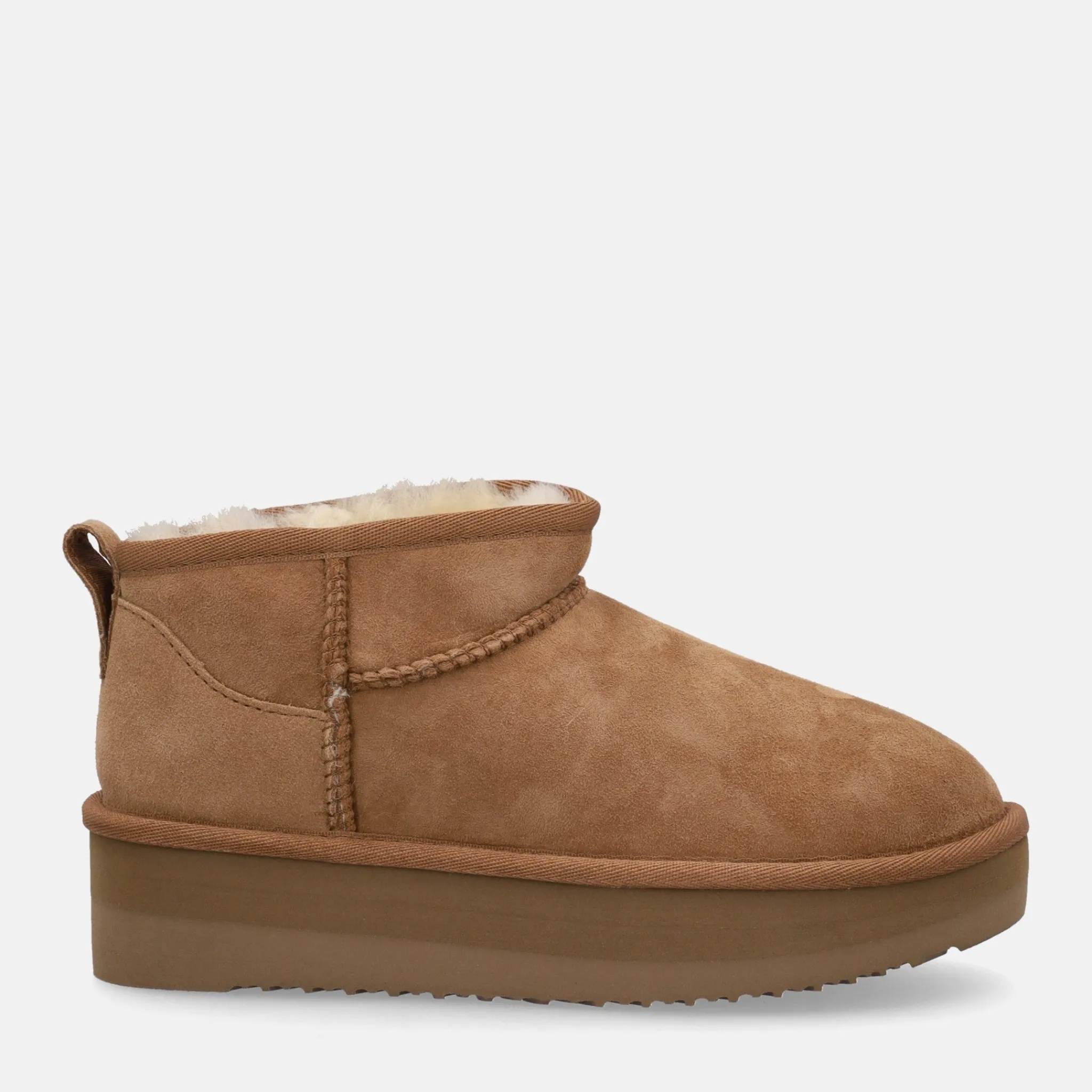 SHEEPSKIN SHORT BOOTS | Donna Tronchetti