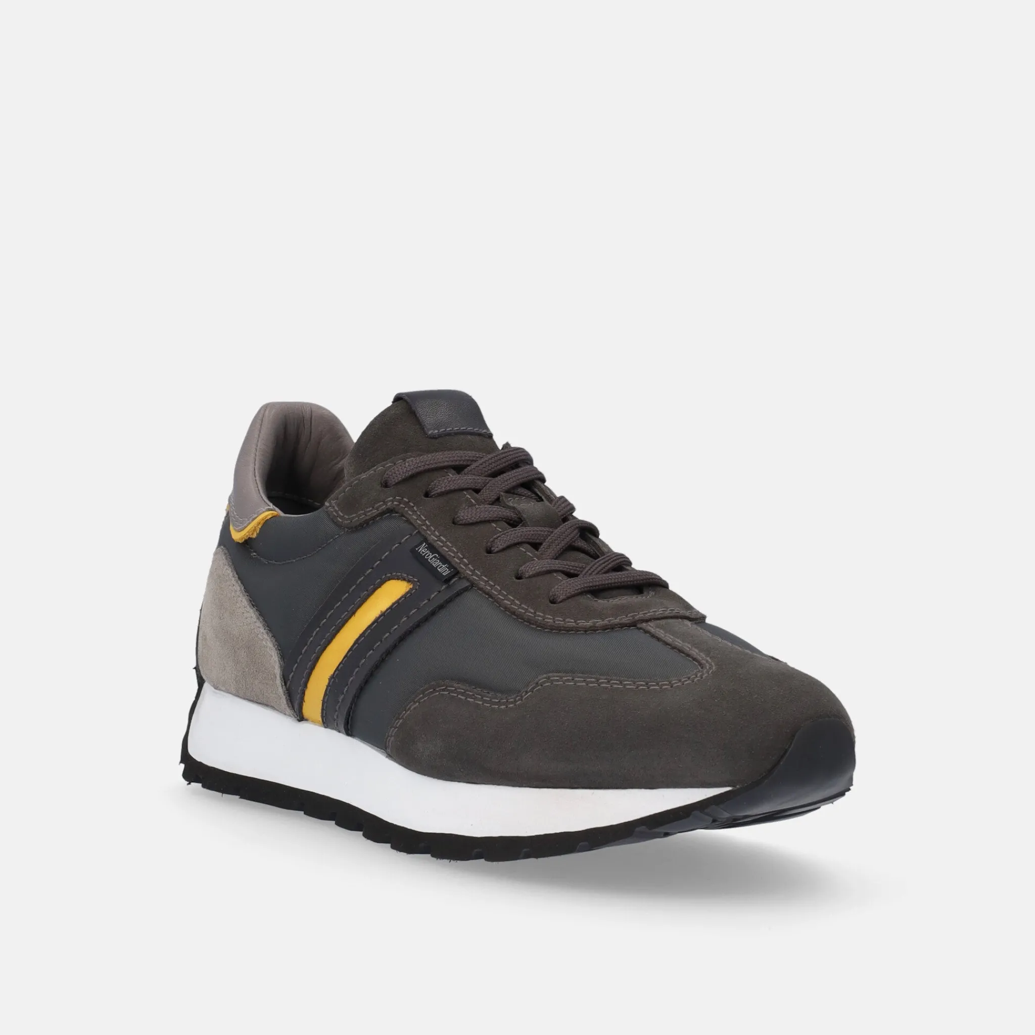 NERO GIARDINI Sneakers uomo in camoscio | Uomo Sneakers