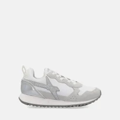 W6YZ JET | Sneakers